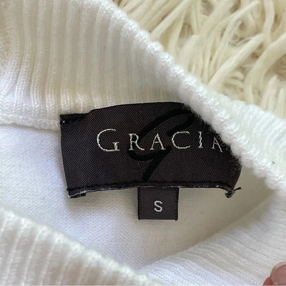 Garcia white sweater turtleneck, sheer puffed sleeves with lace cuffs size S - Picture 9 of 11